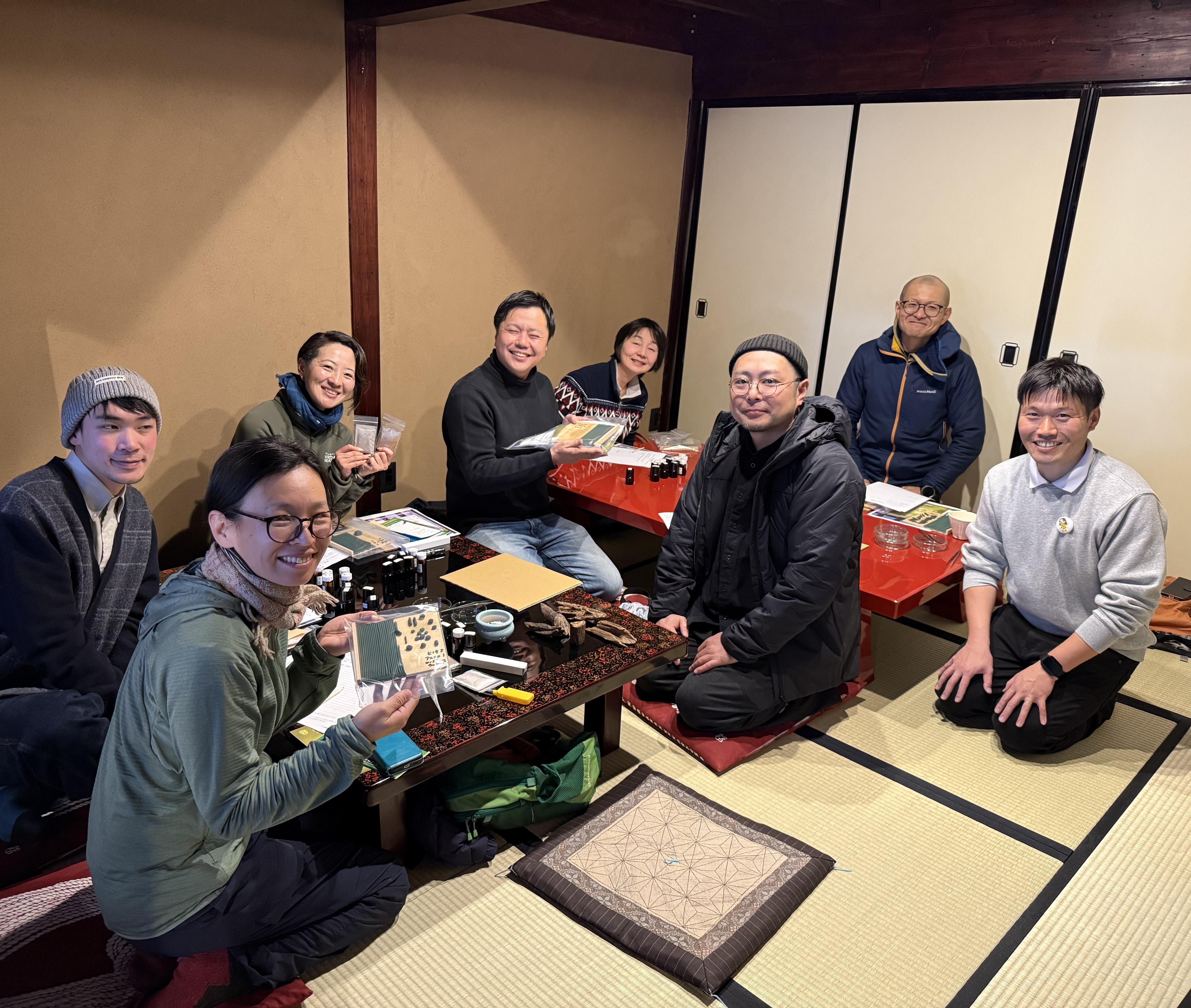 hino_blog_260116_yojo_seminar_incense4.jpg(【養生セミナー開催報告】お香づくり体験セミナーを開催しました（2026年1月16日）)