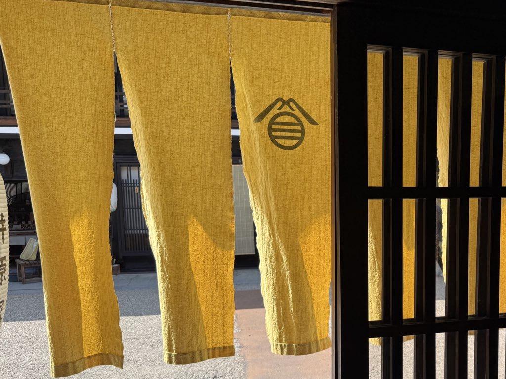 hino_blog_260411_narai.JPG(日野百草本舗 奈良井店を彩る人々と建築)